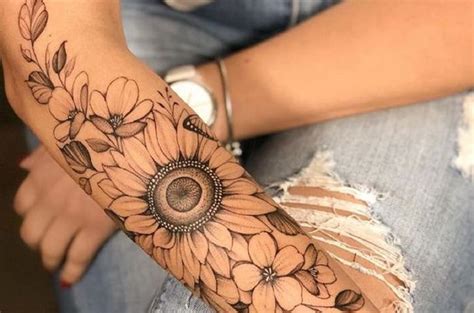 diseños tatuajes en el brazo para mujer